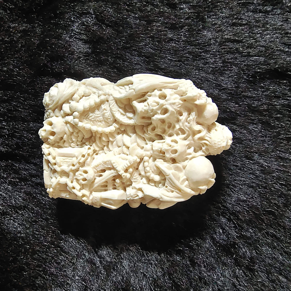 Hand-Carved Skull Accessory - Mammoth Ivory Mastermind