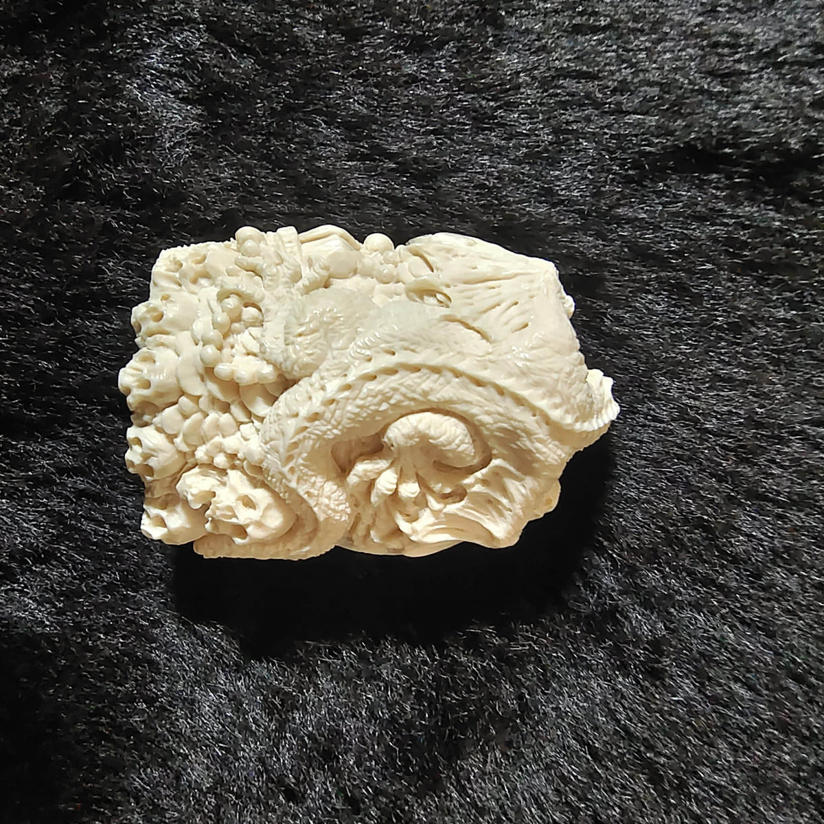 Hand-Carved Skull Accessory - Mammoth Ivory Mastermind